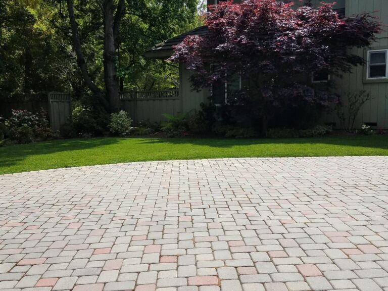 HM Landscaping inc (28)